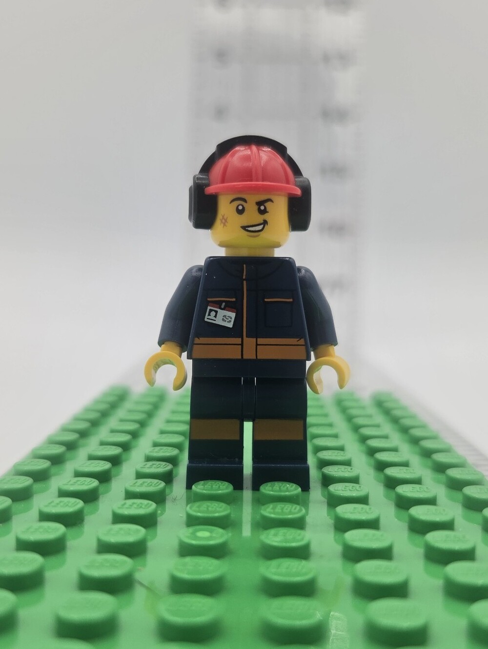 LEGO City Airport Flagger minifigure cty1183 Passenger Airplane set 60262 2020